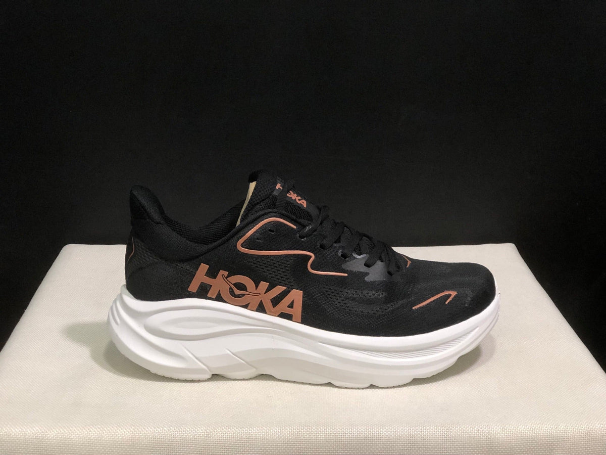 HOKA ONE ONE Clifton 10