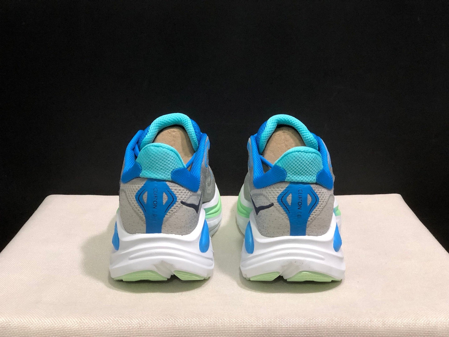 HOKA ONE ONE Clifton 10