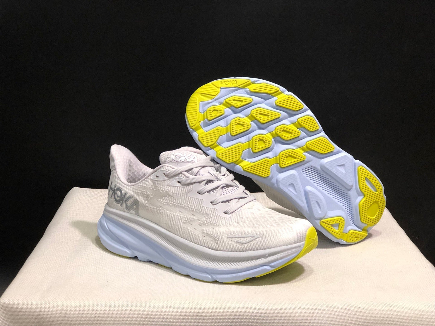 HOKA ONE ONE Clifton 9