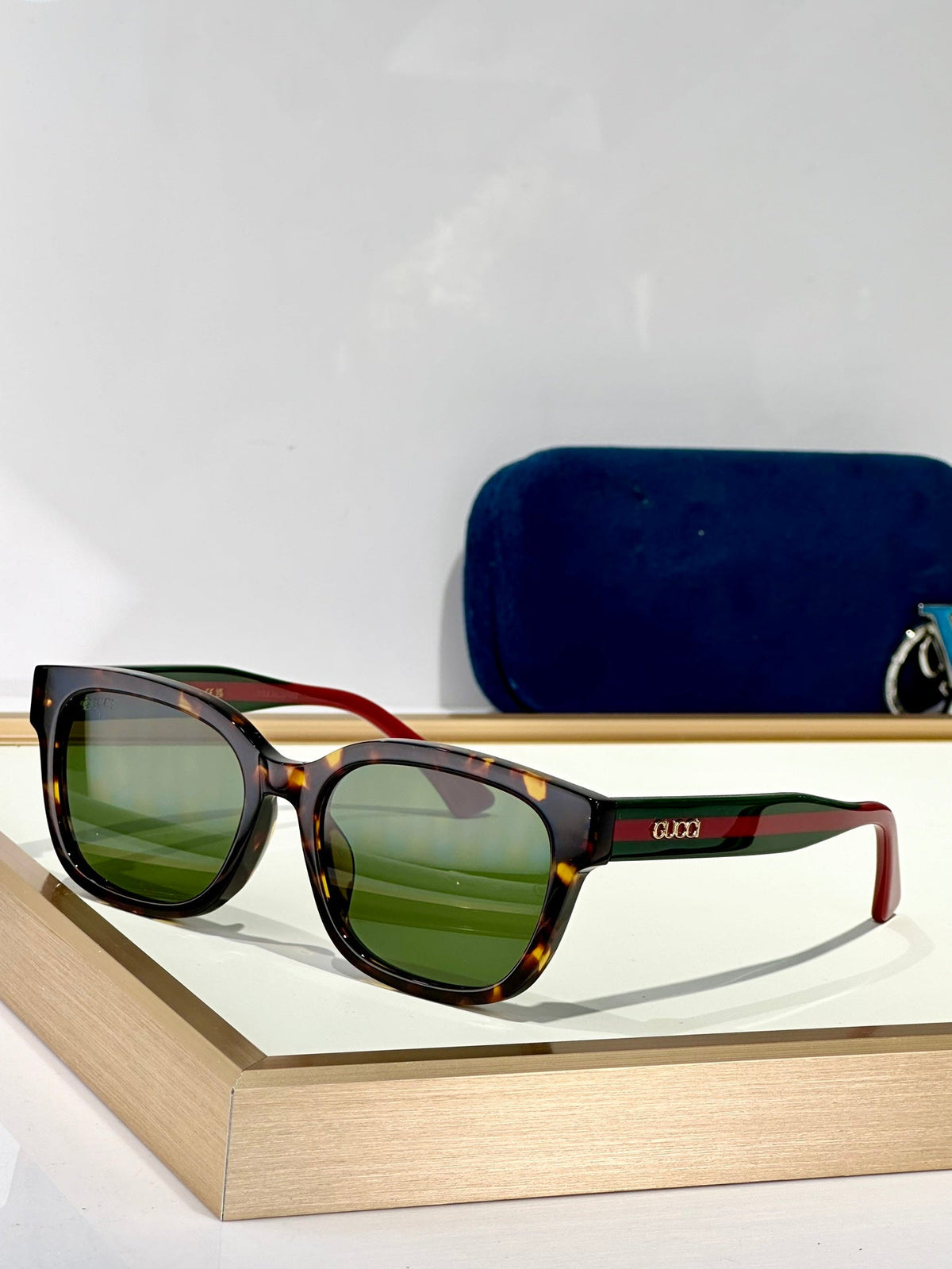 GUCCI Sunglasses-GG1872SK