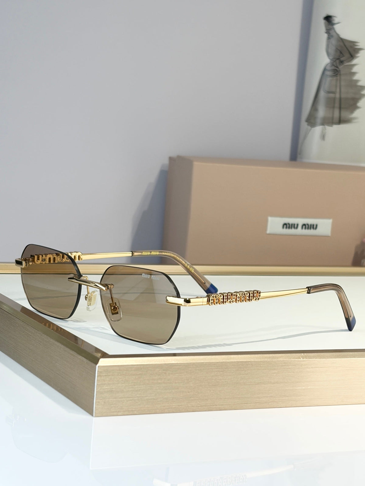 MIUMIU Sunglasses-MU947S